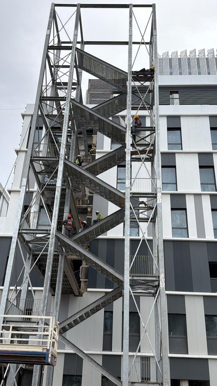 Structure Métallique Bureaux Commerciaux - Image 3